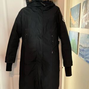 Womans RedFox down filled Winter waterproof Hooded coat with Fur Trim size S